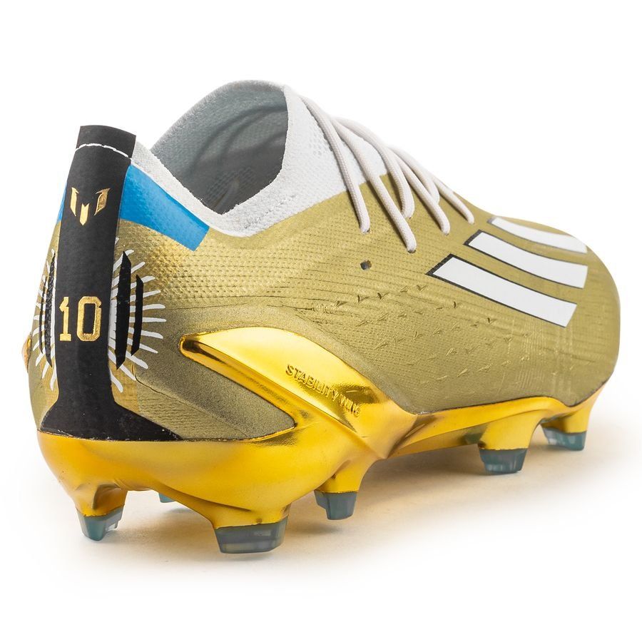 Messi's wearing adidas cleat